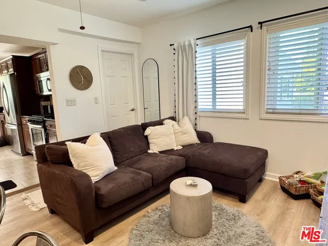 $2,525 | 11339 Venice Blvd., Unit 4, Los Angeles, CA 90066