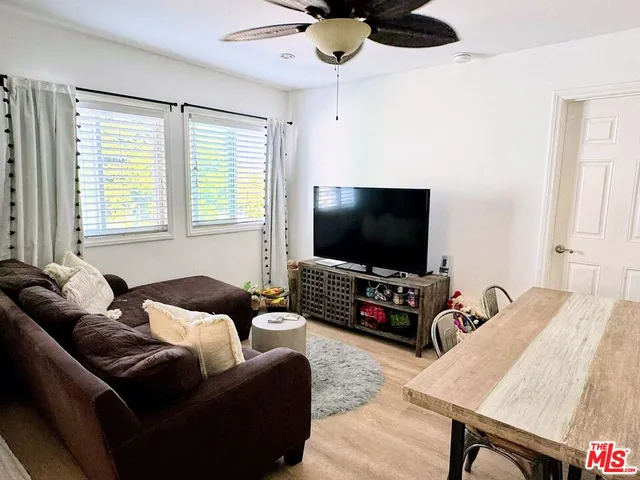 $2,525 | 11339 Venice Blvd., Unit 4, Los Angeles, CA 90066