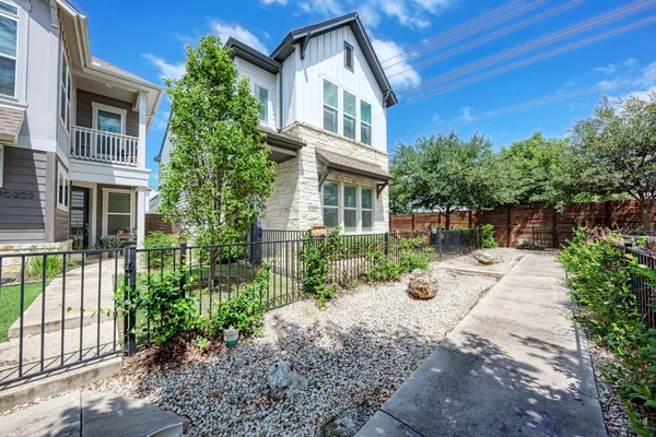 $2,750 | 10201 Cienega Cove, Austin, TX 78717