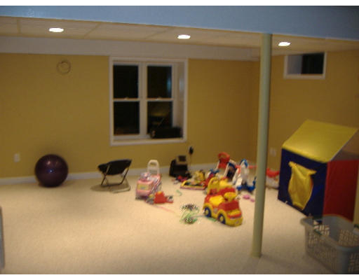 11 3rd Road Hopkinton, MA 01748 - Photo 23 of 23 Gallery Image 23