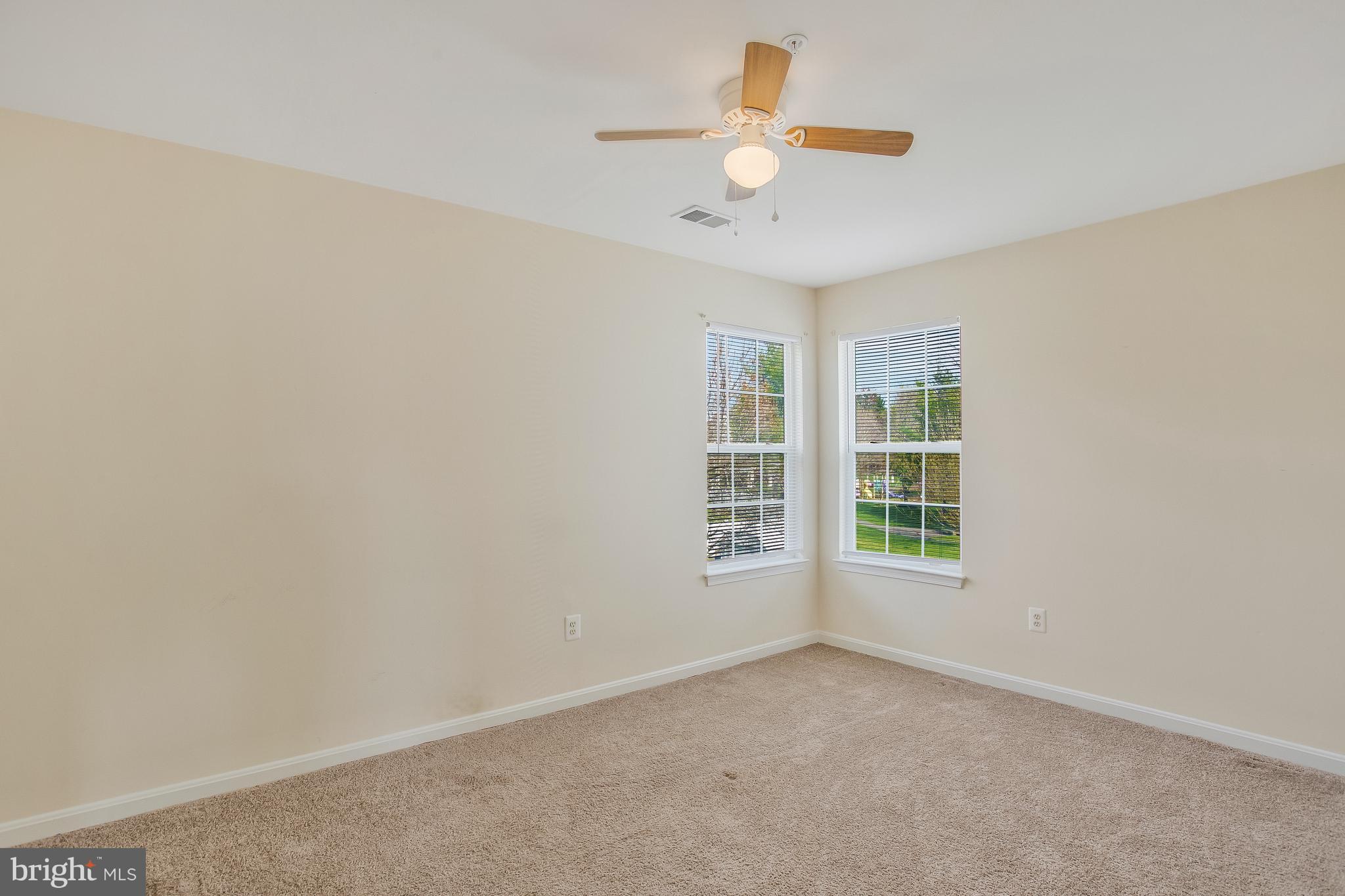 15213 Jenkins Ridge Road Bowie, MD 20721 - Photo 26 of 68 1 of 4 Upper Level Bedrooms