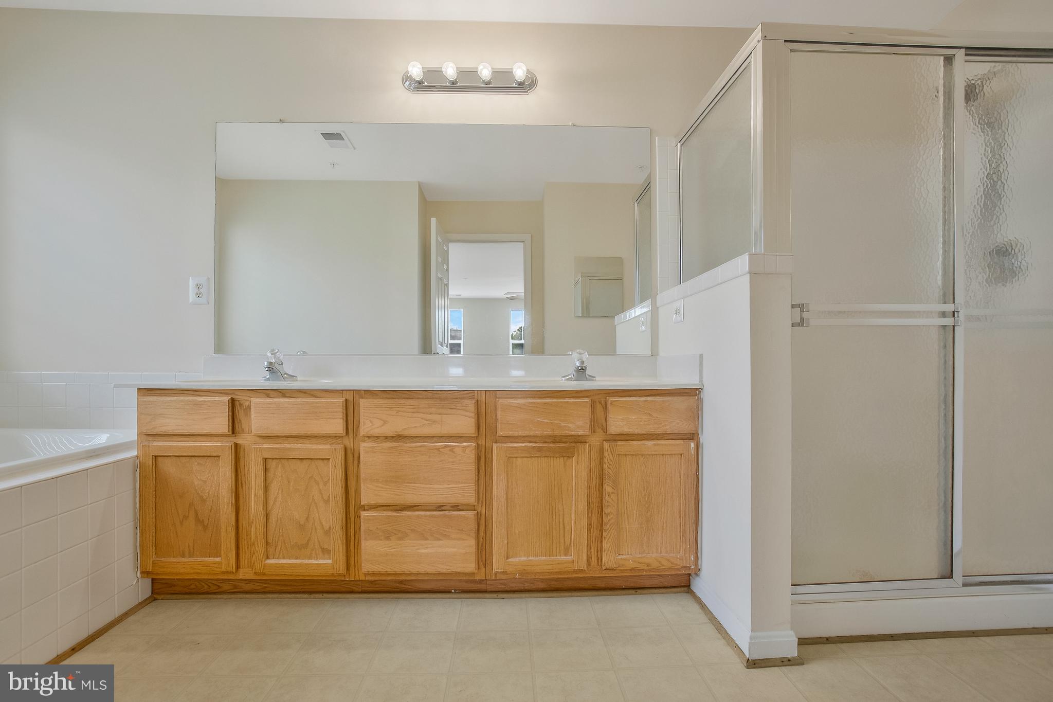15213 Jenkins Ridge Road Bowie, MD 20721 - Photo 40 of 68 Super Bath with Soaking Tub