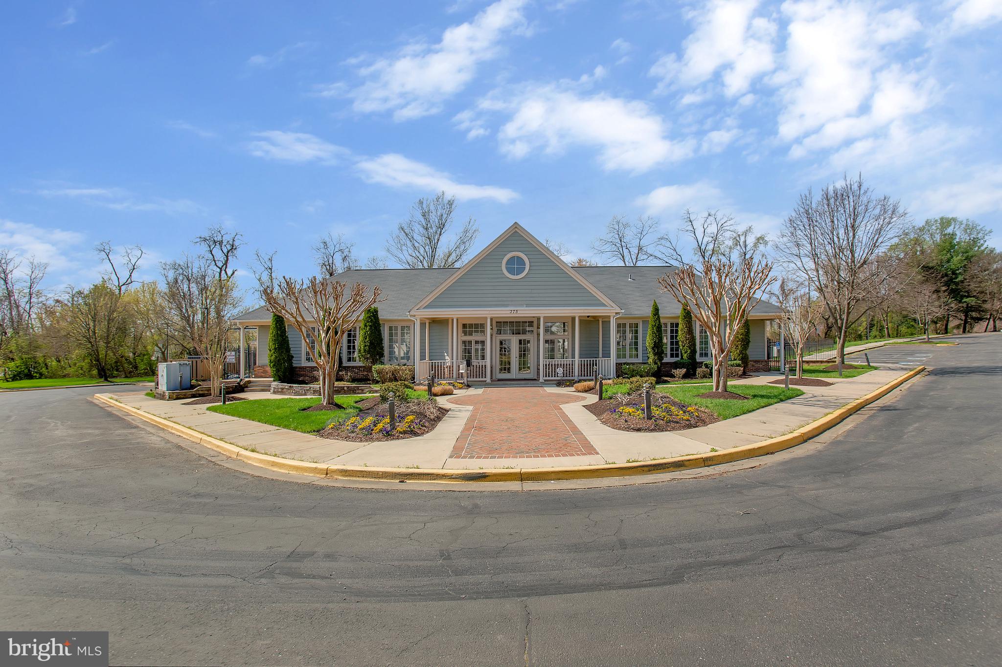15213 Jenkins Ridge Road Bowie, MD 20721 - Photo 66 of 68 Club House with Pool