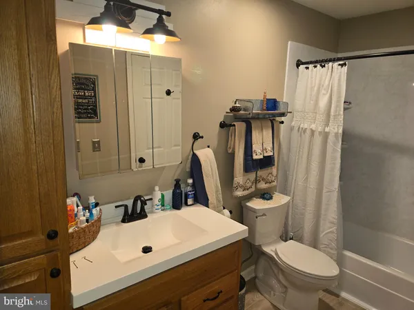 $319,999 | 111 Bluebell Drive, Jackson, NJ 08527