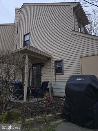 $319,999 | 111 Bluebell Drive, Jackson, NJ 08527