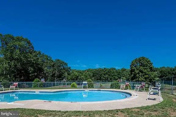 $319,999 | 111 Bluebell Drive, Jackson, NJ 08527