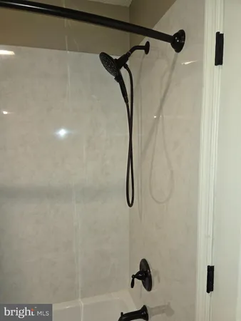 $319,999 | 111 Bluebell Drive, Jackson, NJ 08527