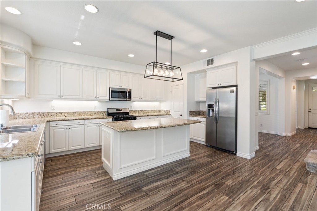 40102 Portsmouth Road Temecula, CA 92591 - Photo 13 of 31