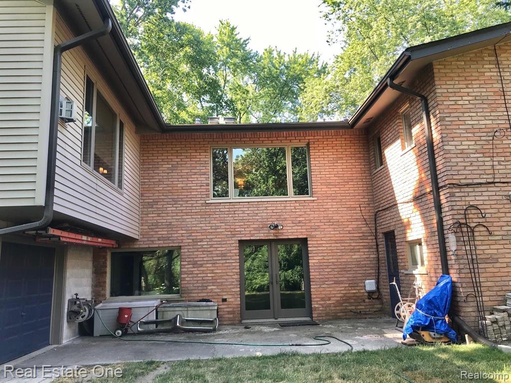 865 Viewland Drive Rochester Hills, MI 48309 - Photo 23 of 90