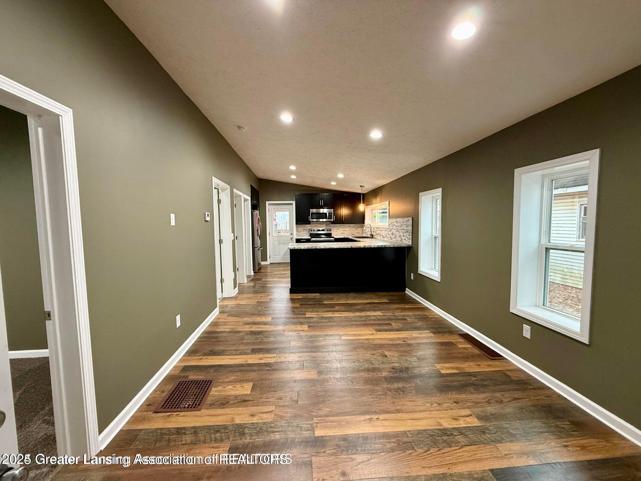 365 East Main Street Springport, MI 49284 - Photo 6 of 30 6
