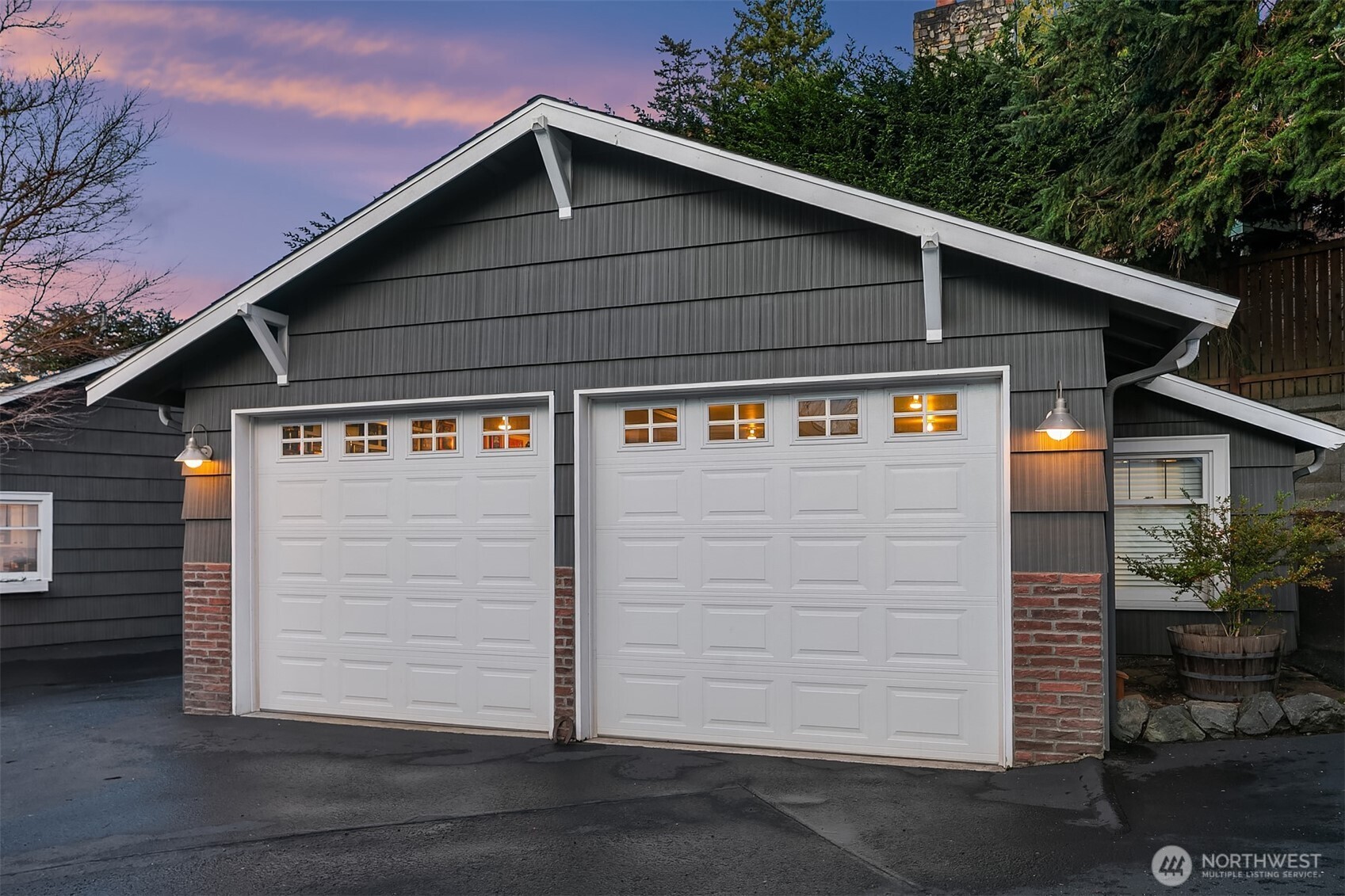 9225 Olympic View Drive Edmonds, WA 98020 - Photo 37 of 39