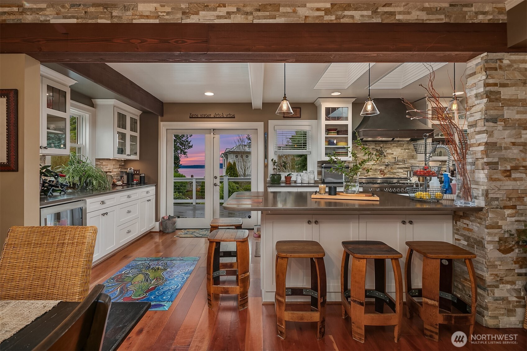 9225 Olympic View Drive Edmonds, WA 98020 - Photo 6 of 39