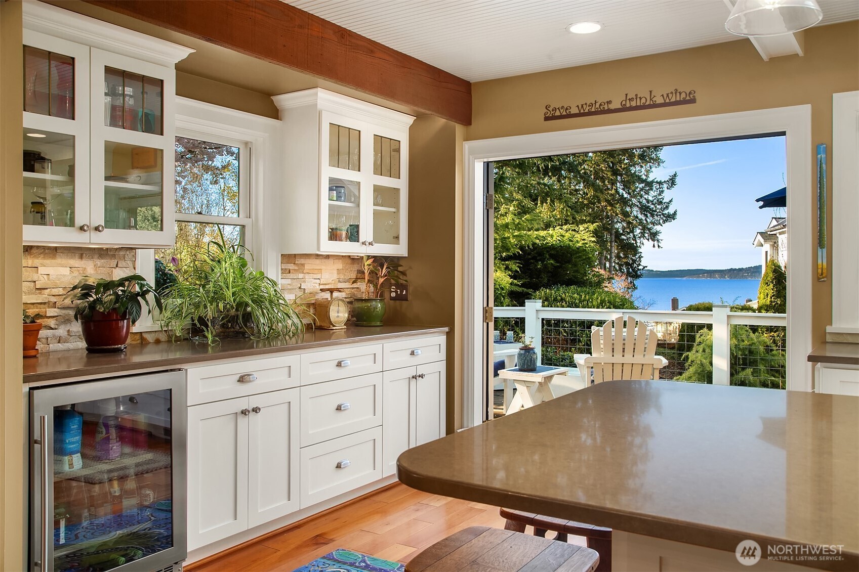 9225 Olympic View Drive Edmonds, WA 98020 - Photo 10 of 39