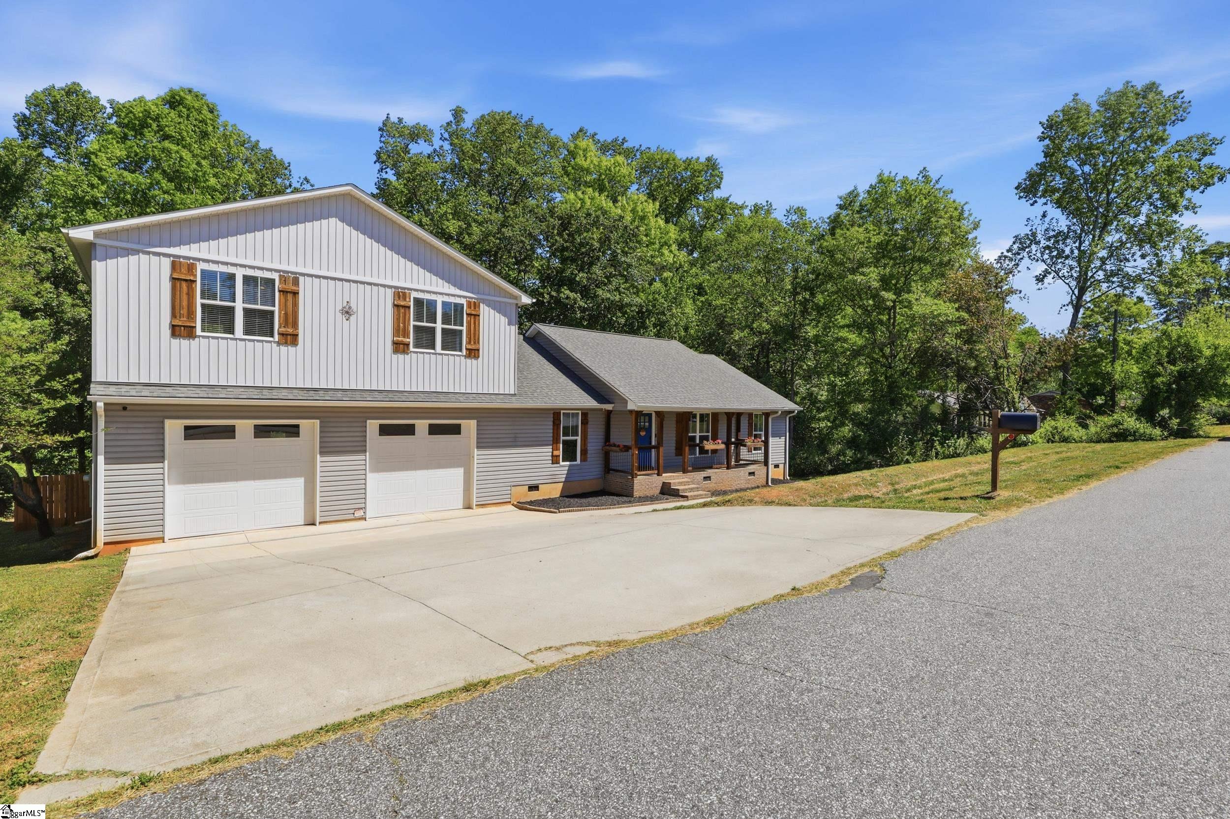 30 Lee Street Lyman, SC 29365 - Photo 2 of 40