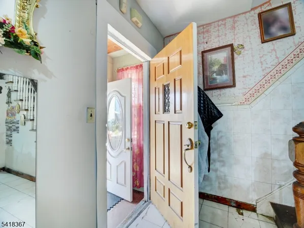 a view of an entryway with furniture
