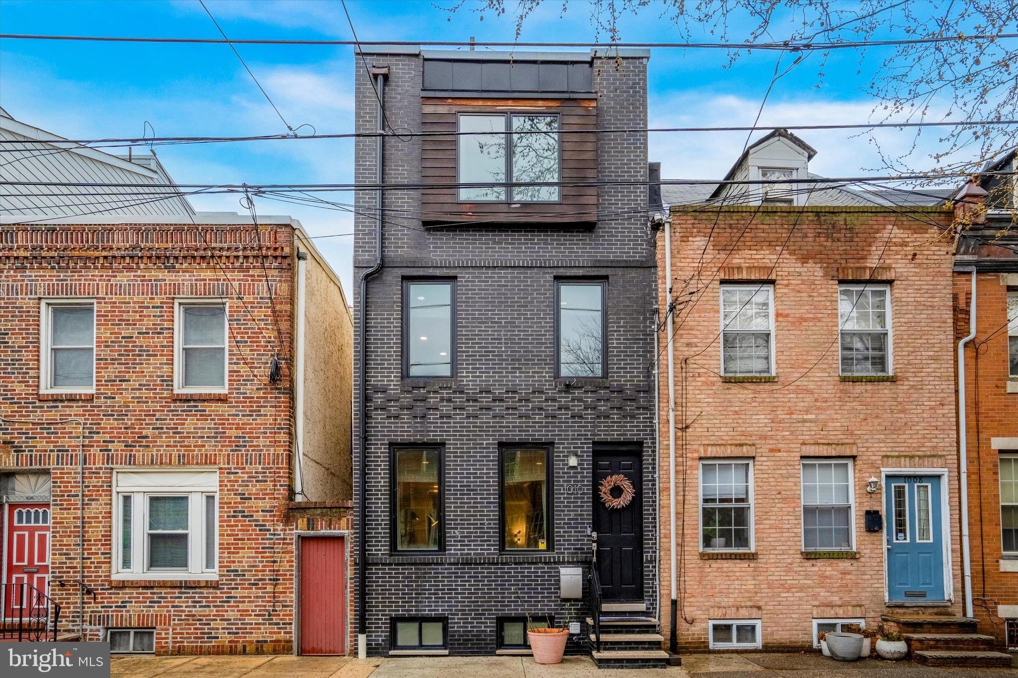 1010 East Moyamensing Ave