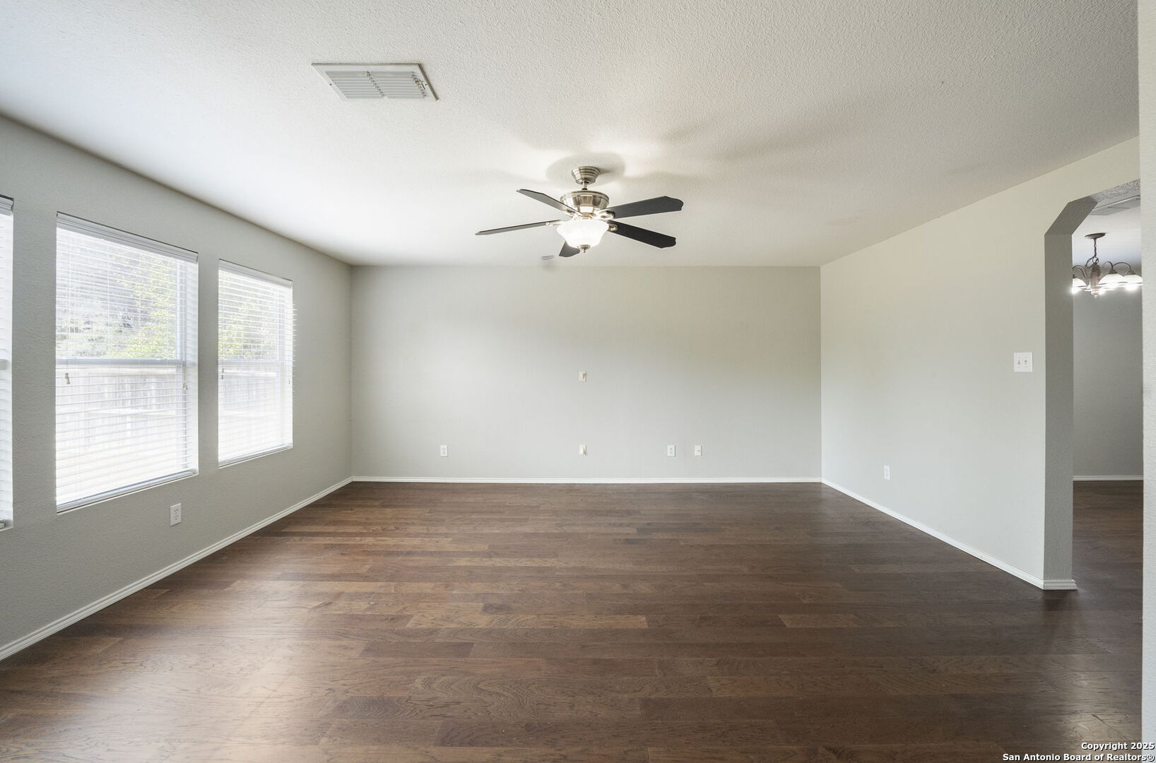 205 Rustic Acres Selma, TX 78154 - Photo 11 of 45