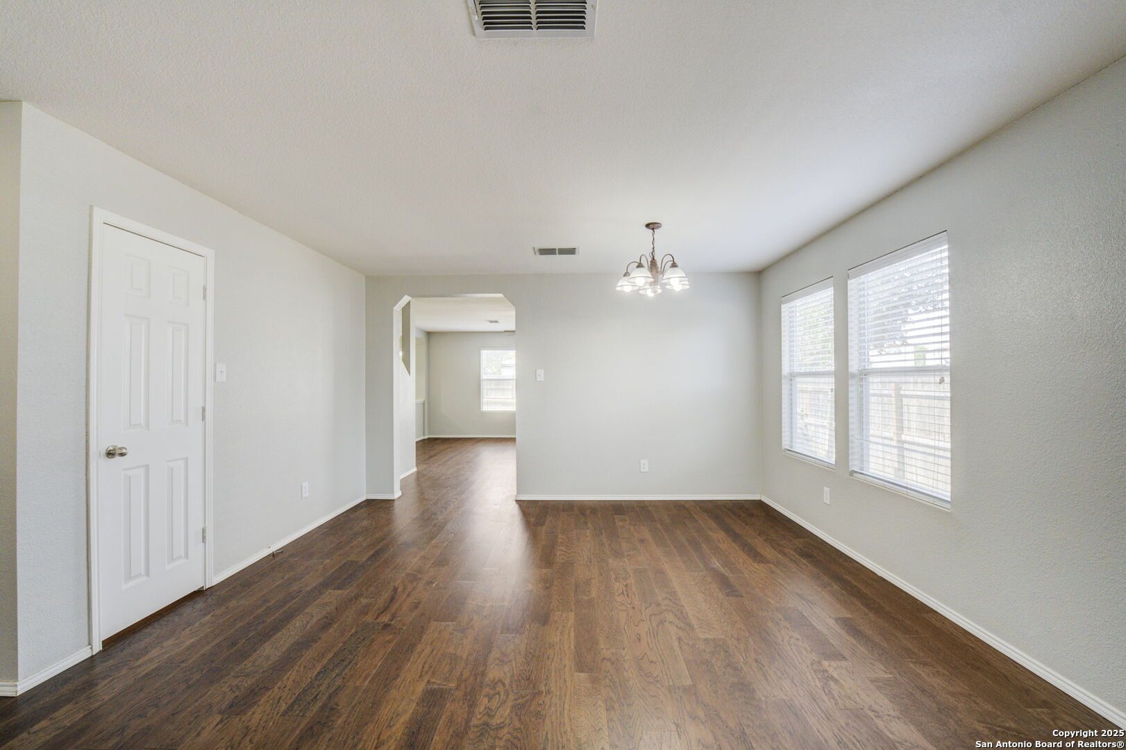 205 Rustic Acres Selma, TX 78154 - Photo 8 of 45