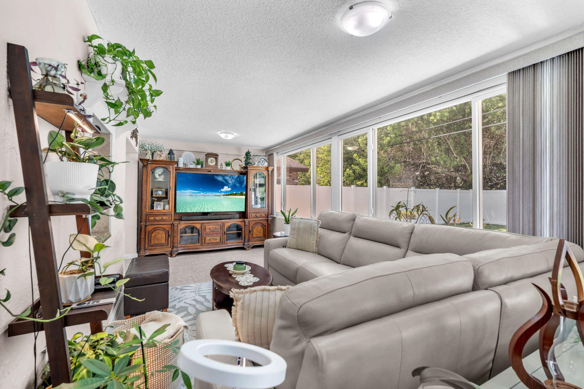 9341 Southwest 1st Place Boca Raton, FL 33428 - Photo 25 of 49 46-web-or-mls-DSC06586