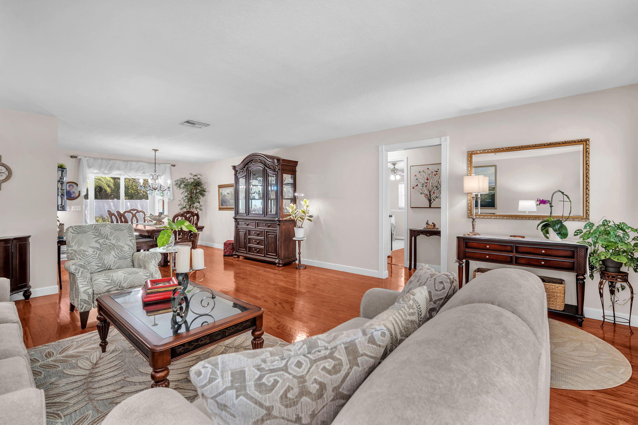 9341 Southwest 1st Place Boca Raton, FL 33428 - Photo 5 of 49 26-web-or-mls-DSC06501