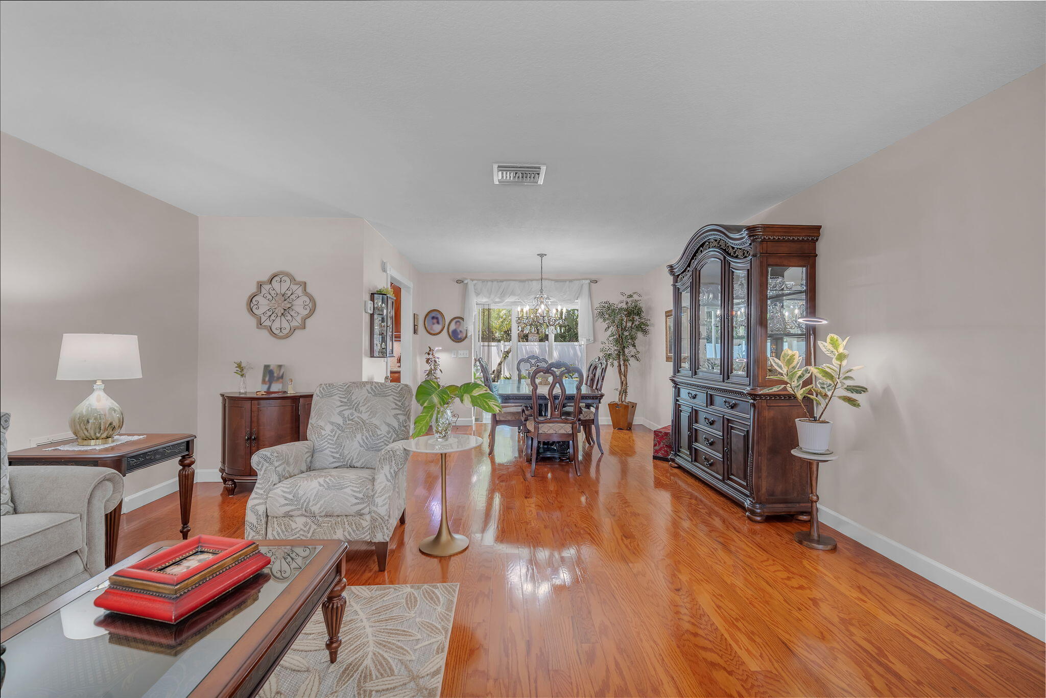 9341 Southwest 1st Place Boca Raton, FL 33428 - Photo 6 of 49 27-web-or-mls-DSC06505