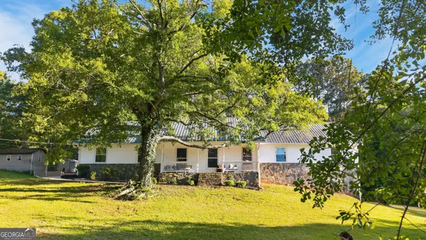 $625,000 | 662 Highway 18, Barnesville, GA 30204