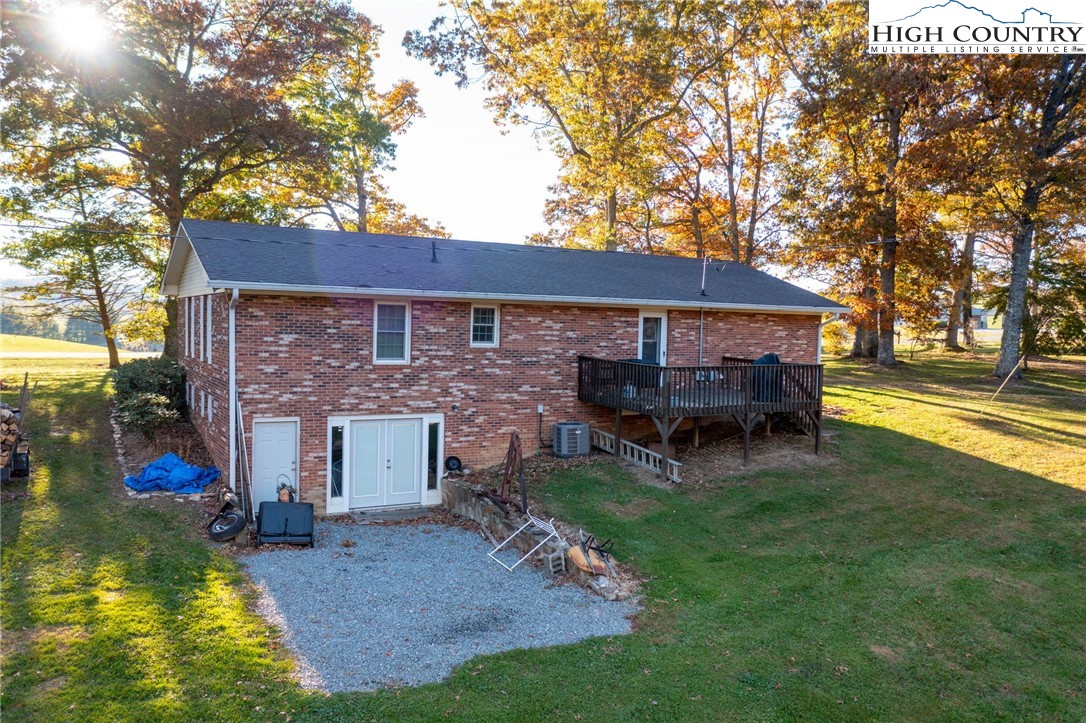 451 Macedonia Church Road Sparta, NC 28675 - Photo 5 of 50 Gallery Image 5
