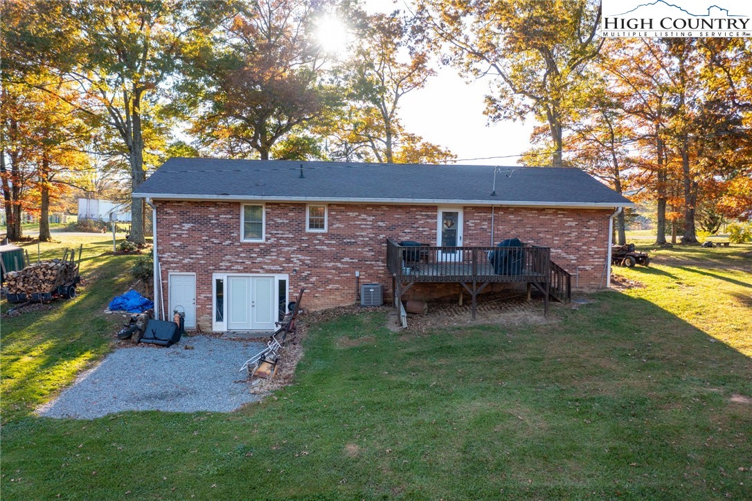 451 Macedonia Church Road Sparta, NC 28675 - Photo 6 of 50 Gallery Image 6