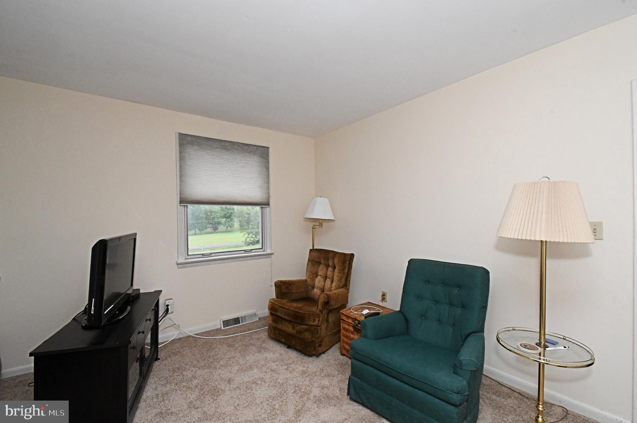 1002 Telegraph Road Perkasie, PA 18944 - Photo 27 of 47