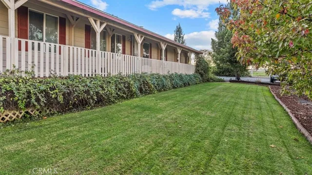 view of bathroom with a sink and a mirror