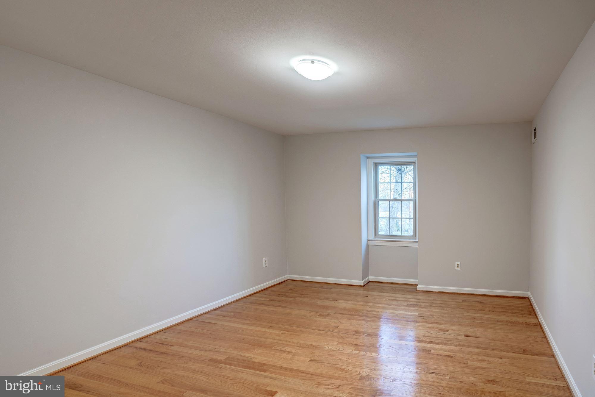 1206 Kensington Road McLean, VA 22101 - Photo 17 of 31 Bedroom 2