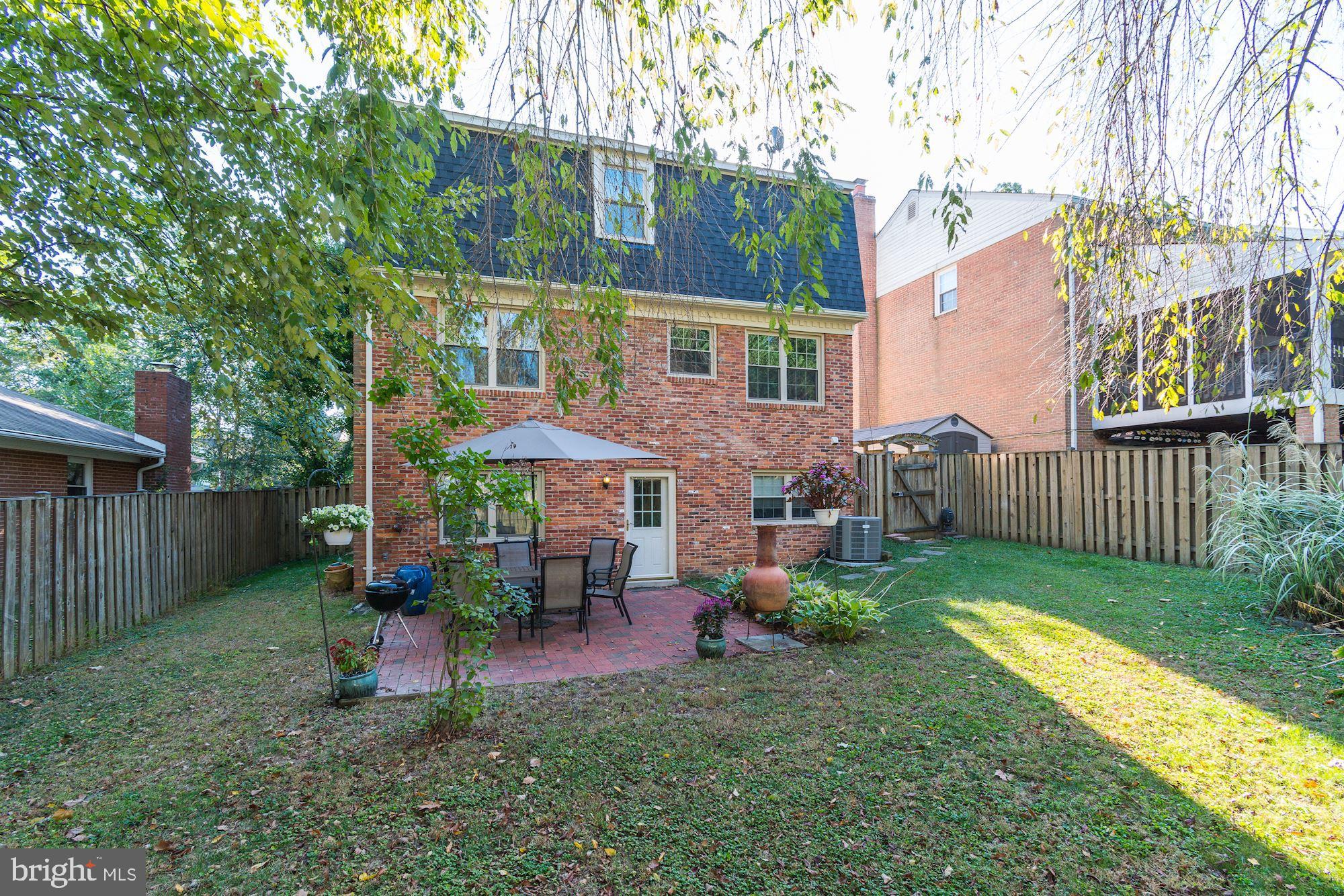 1206 Kensington Road McLean, VA 22101 - Photo 29 of 31 Exterior - Rear