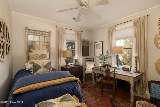 $425,000 | 212 West Queen Street, Edenton, NC 27932