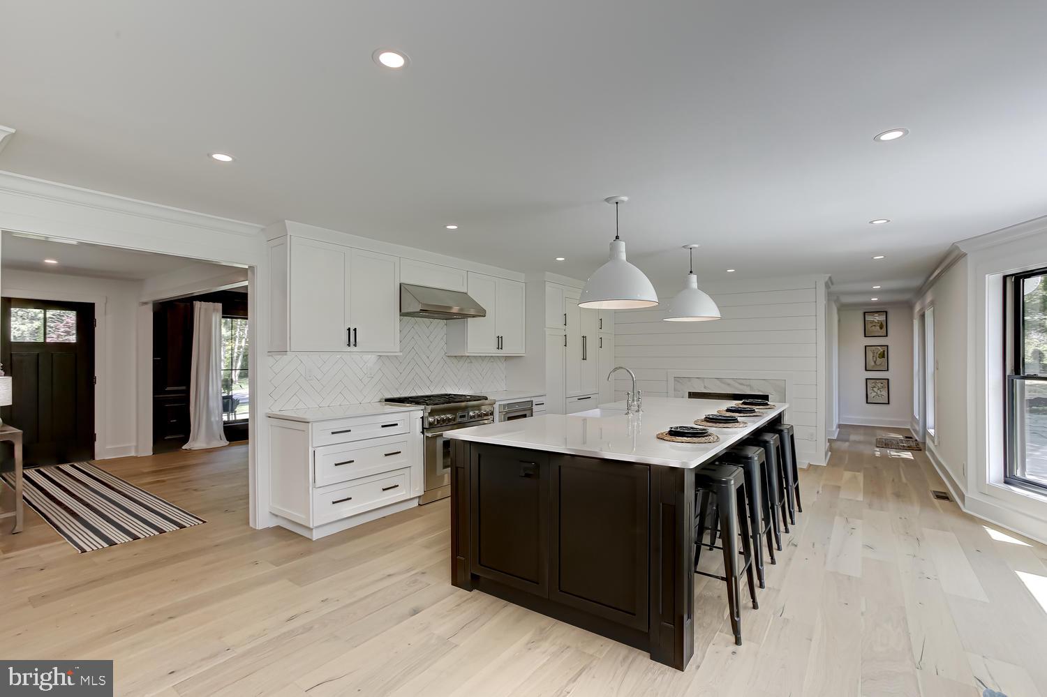 1210 Pinewood Road Villanova, PA 19085 - Photo 8 of 43