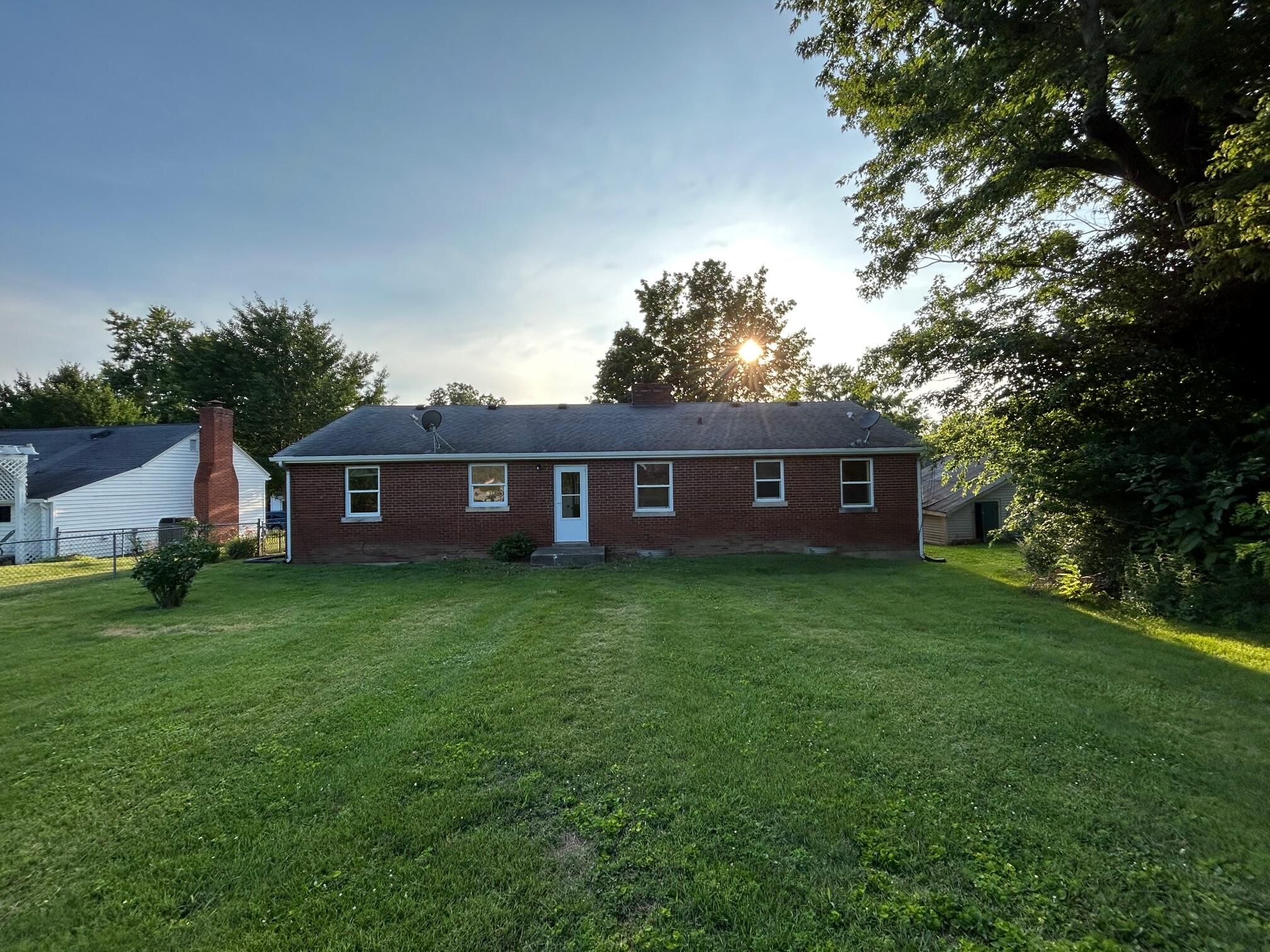 308 Buckner Street Perryville, KY 40468 - Photo 17 of 17 IMG_5374