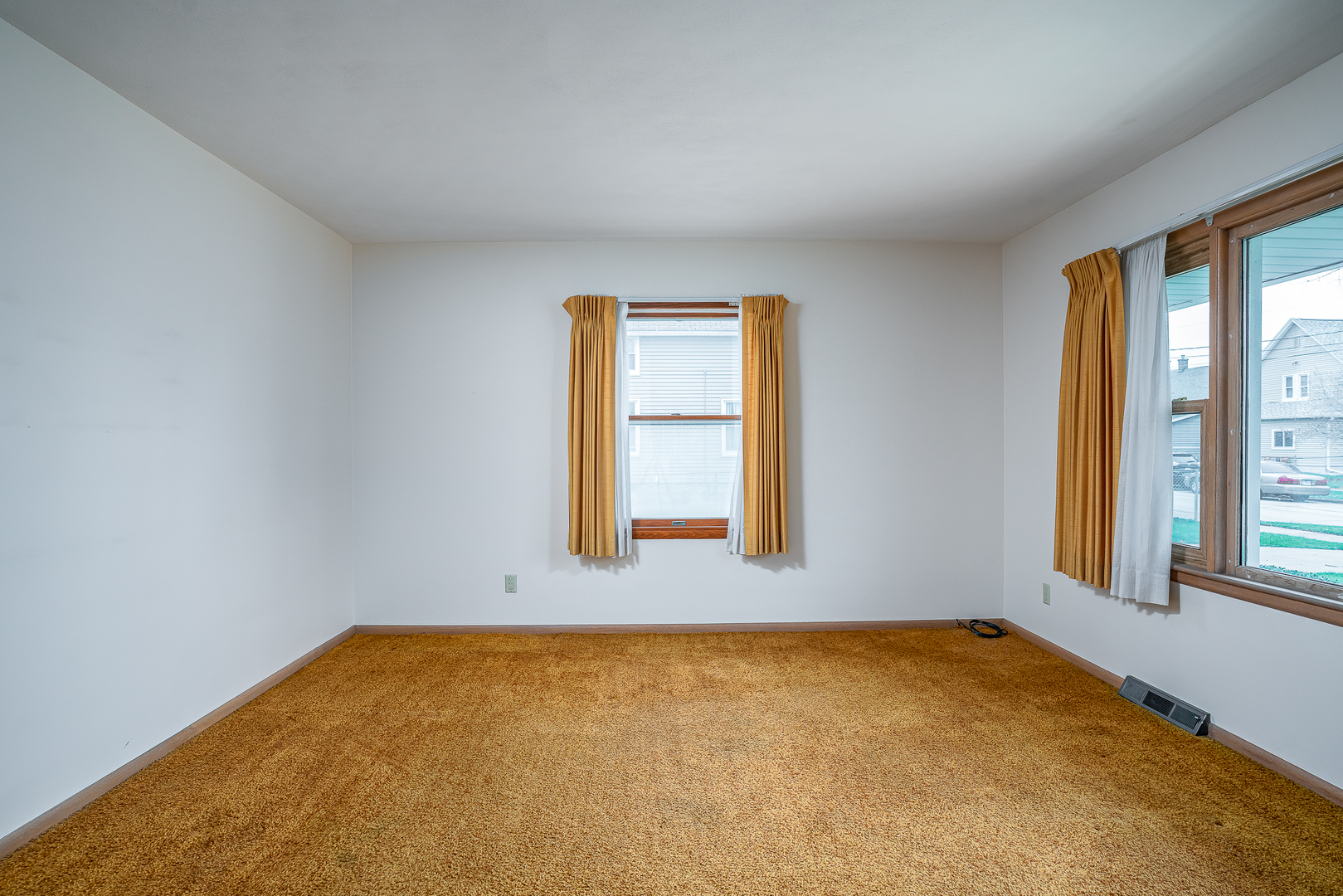 2421 4th Street Moline, IL 61265 - Photo 10 of 27