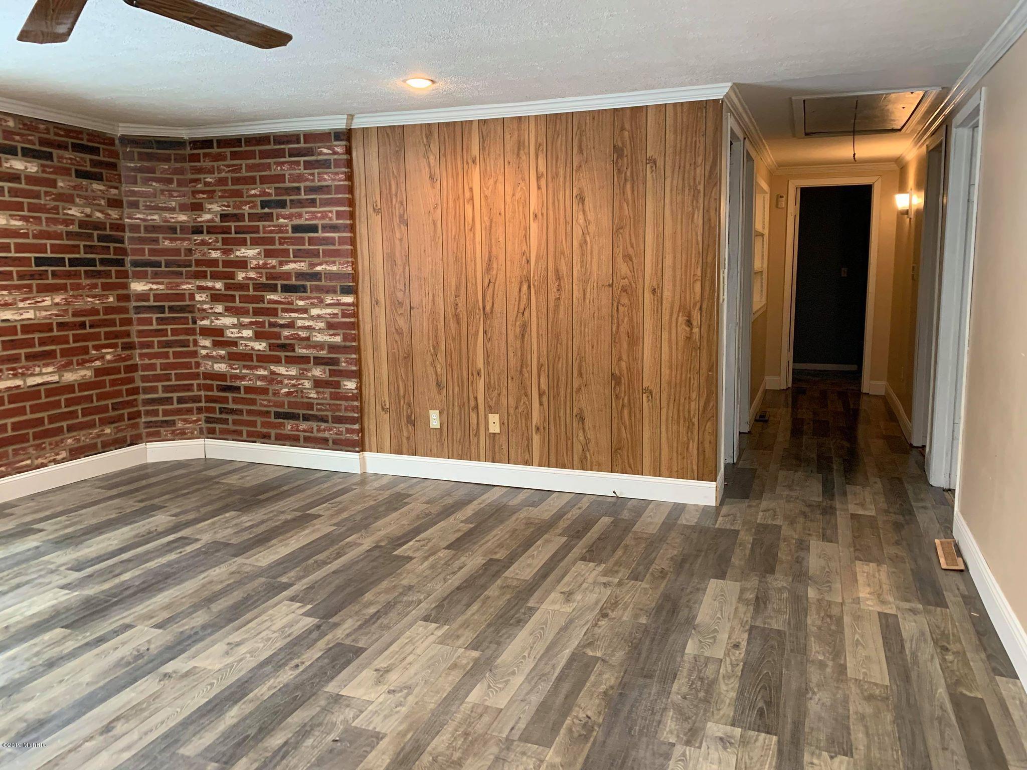 1191 South Brooks Road Muskegon, MI 49442 - Photo 13 of 41 53908334_426229771447017_242120783653398