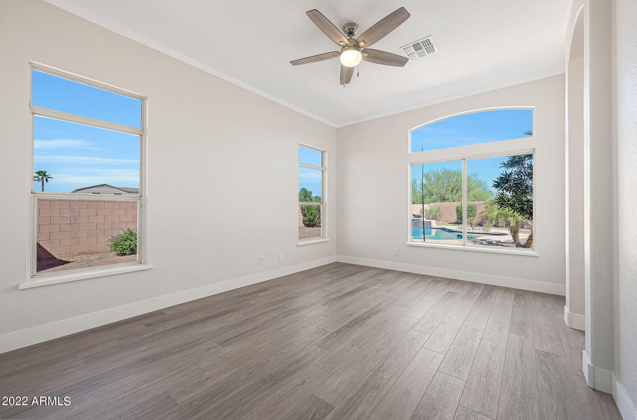 735 South Del Rancho Mesa, AZ 85208 - Photo 20 of 37 Primary bedroom