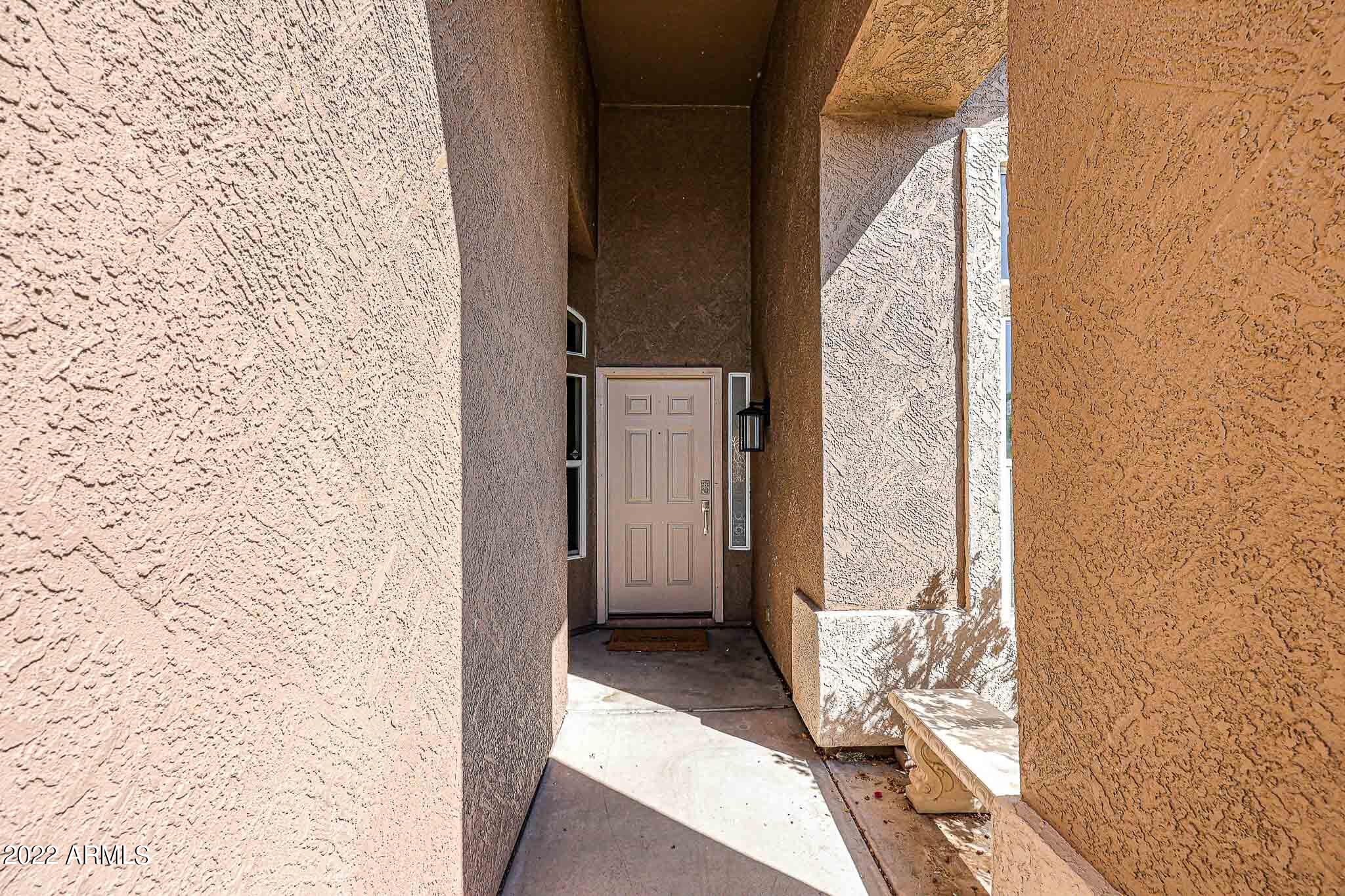 735 South Del Rancho Mesa, AZ 85208 - Photo 31 of 37 Front entry