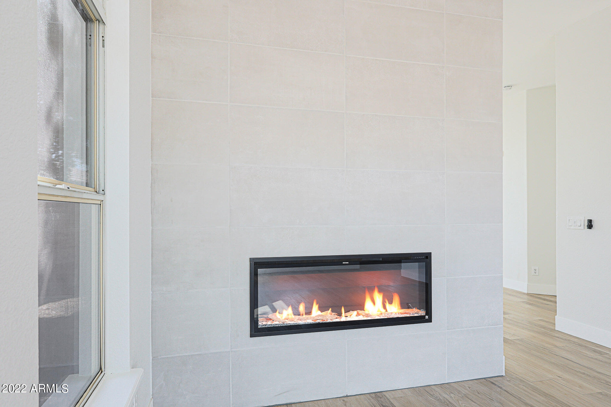 735 South Del Rancho Mesa, AZ 85208 - Photo 10 of 37 New electric fireplace