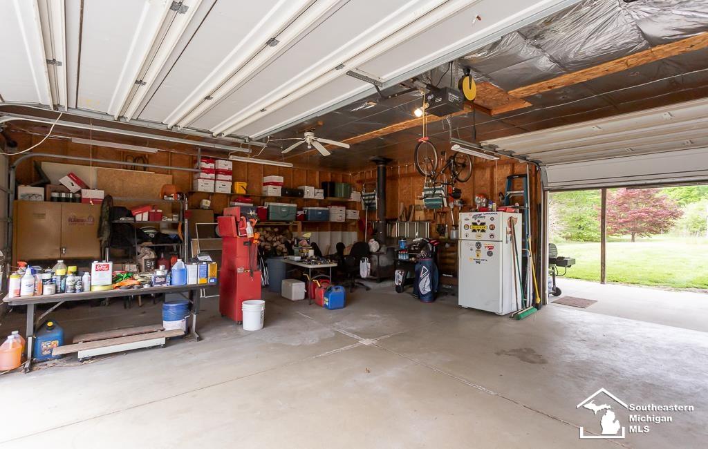 9863 Exeter Road Carleton, MI 48117 - Photo 37 of 55 Gallery Image 37