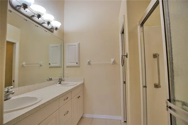 $2,300 | 150 L Pavia Boulevard, Unit 32, Venice, FL 34292