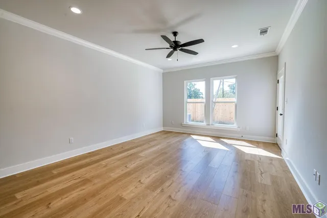 $215,000 | 8739 Lockhart Road, Unit 12A, Denham Springs, LA 70726