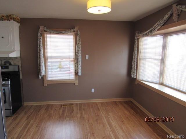 18062 Rainbow Road Fraser, MI 48026 - Photo 7 of 22