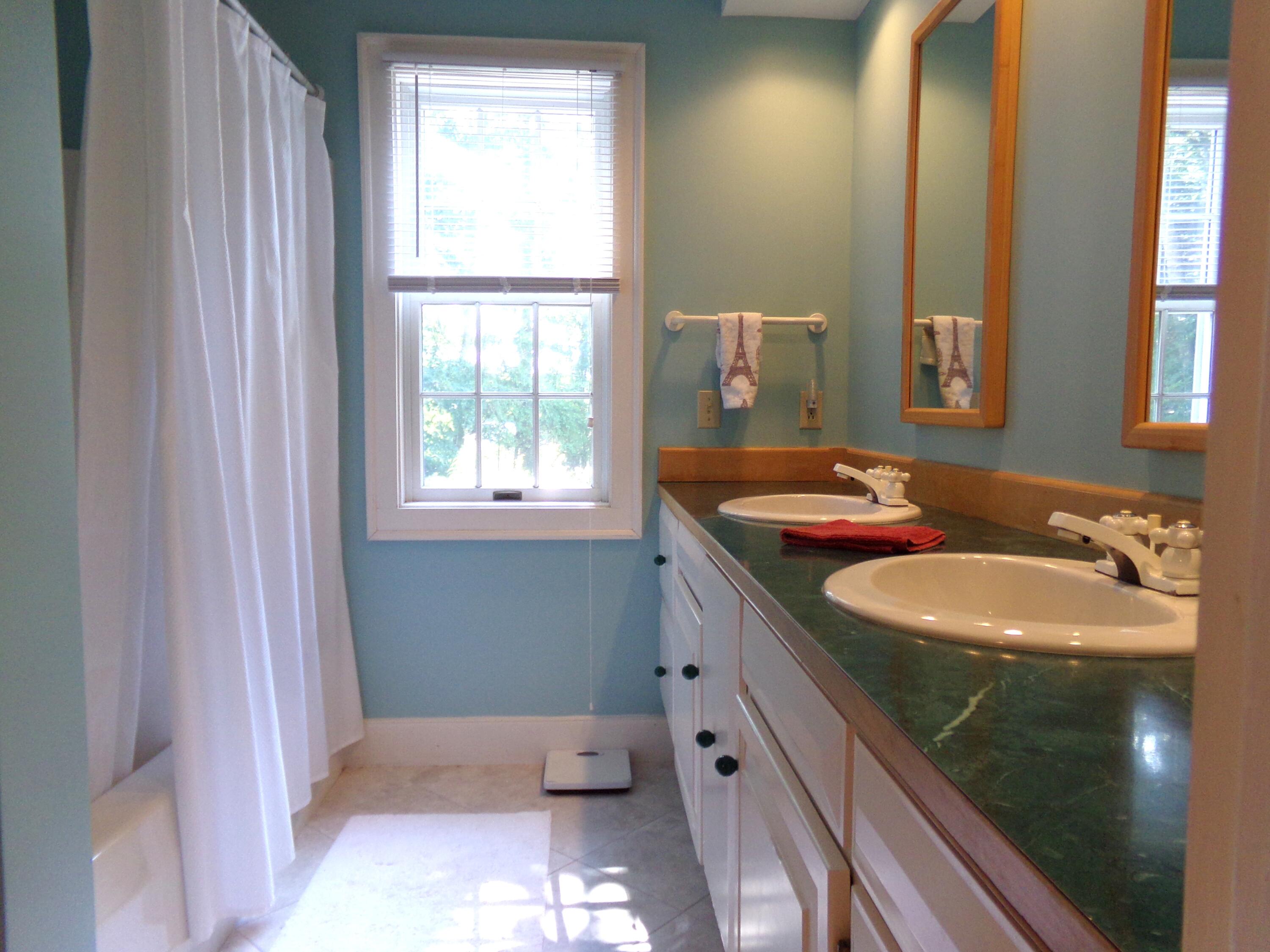 5 Main Street Sorrento, ME 04677 - Photo 29 of 83 29s.prim.bed