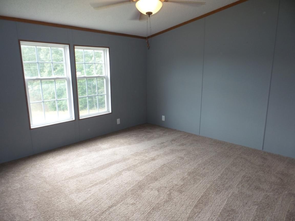 1129 Buffalo Road Oneida, TN 37841 - Photo 23 of 32 Gallery Image 23