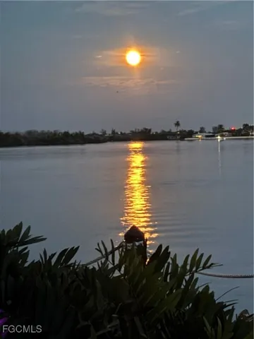 $1,100,000 | 2743 Janet Street, Matlacha, FL 33993