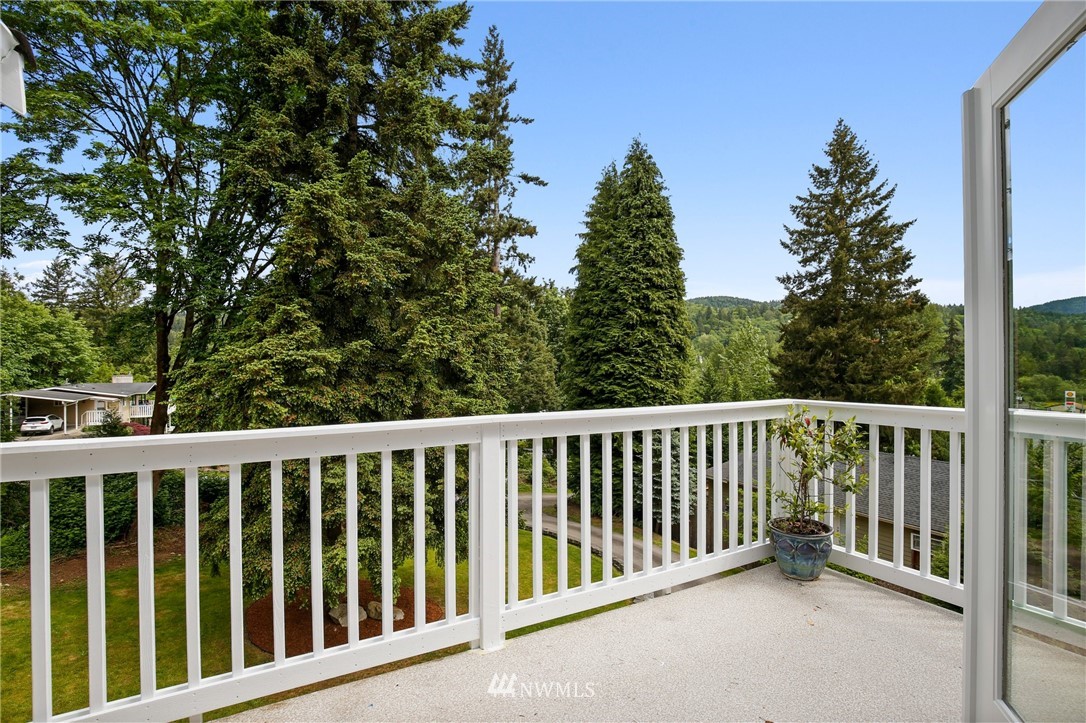16117 Southeast 114th Street Renton, WA 98059 - Photo 11 of 40