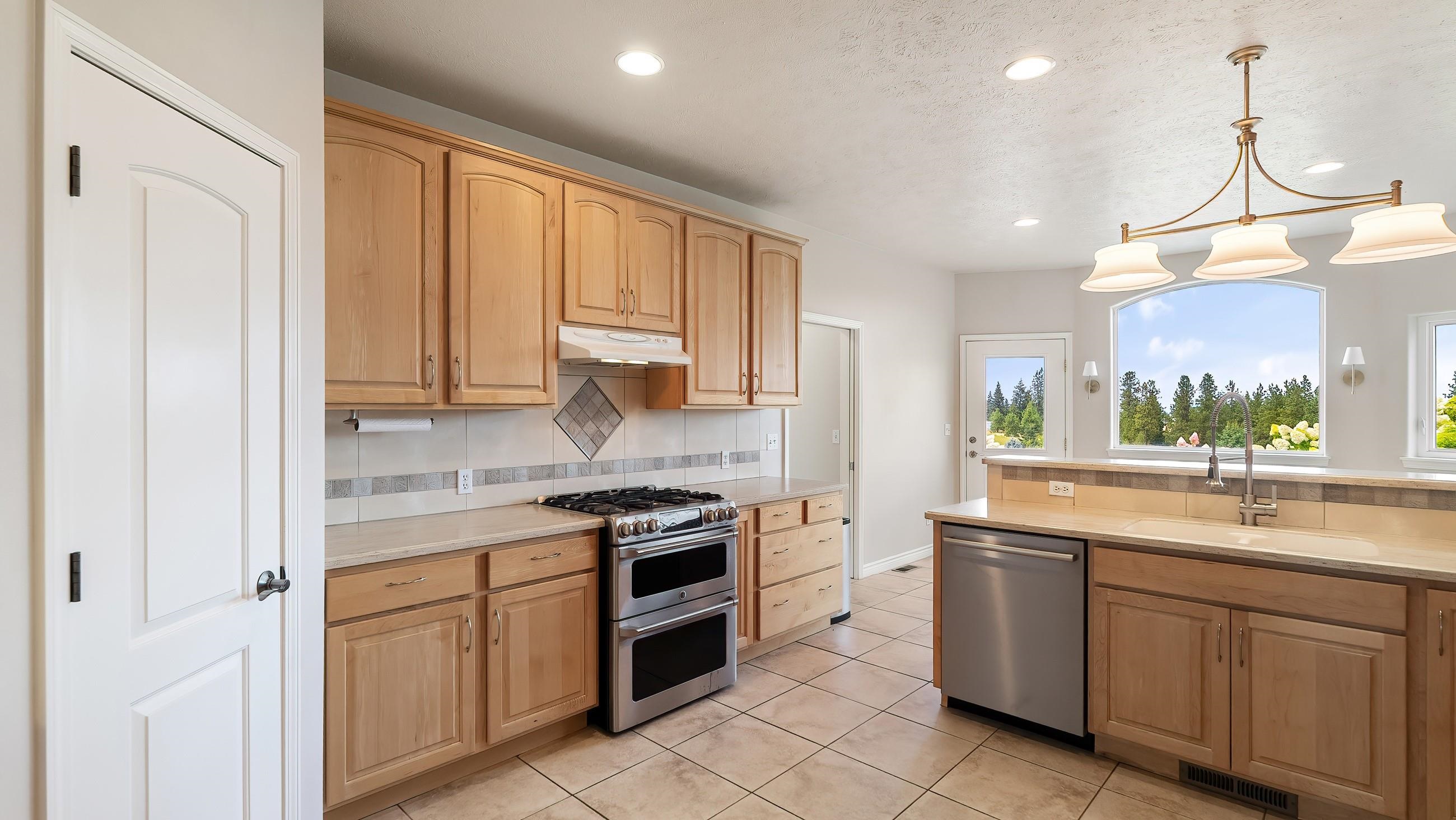 8317 North Jensen Road Spokane, WA 99217 - Photo 16 of 49