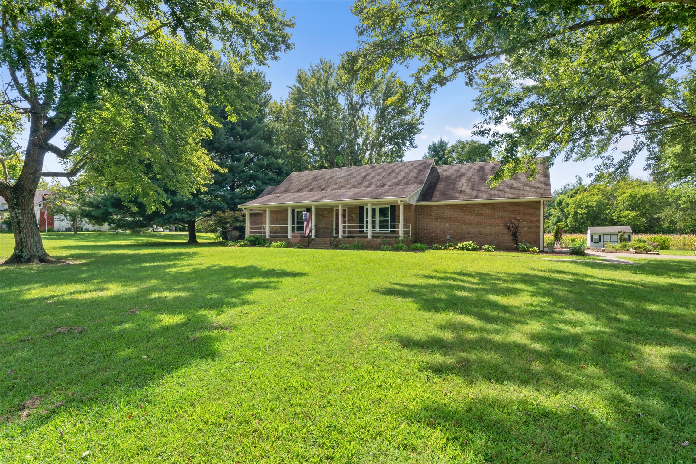 5338 New Chapel Road Springfield, TN 37172 - Photo 1 of 22 a view of house with a yard